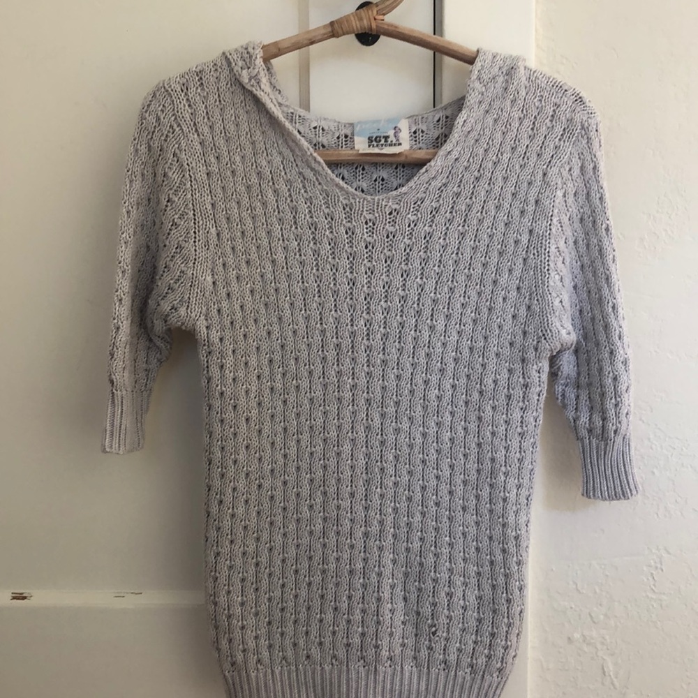 Peek sweater